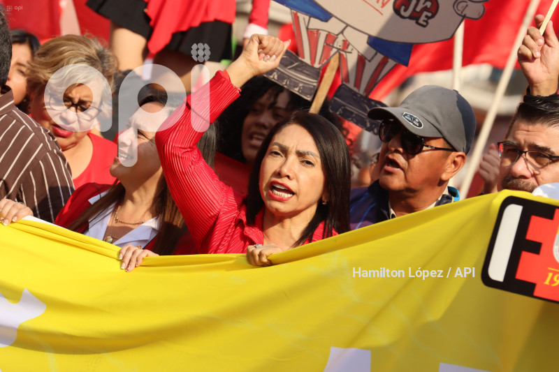 UIO-UNE-MARCHA-NACIONAL