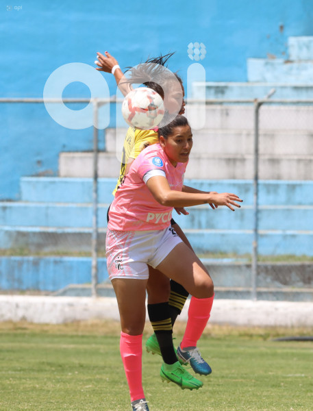 FBL-SUPERLIGA-FEMENINA-NANAS-BARCELONA