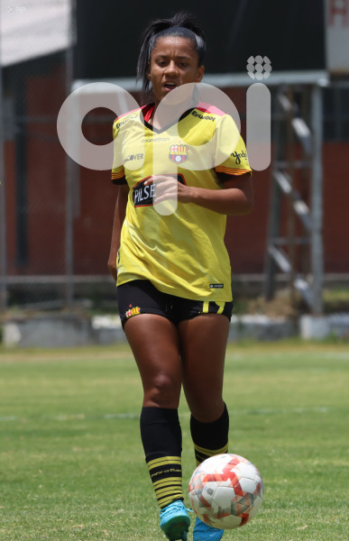 FBL-SUPERLIGA-FEMENINA-NANAS-BARCELONA