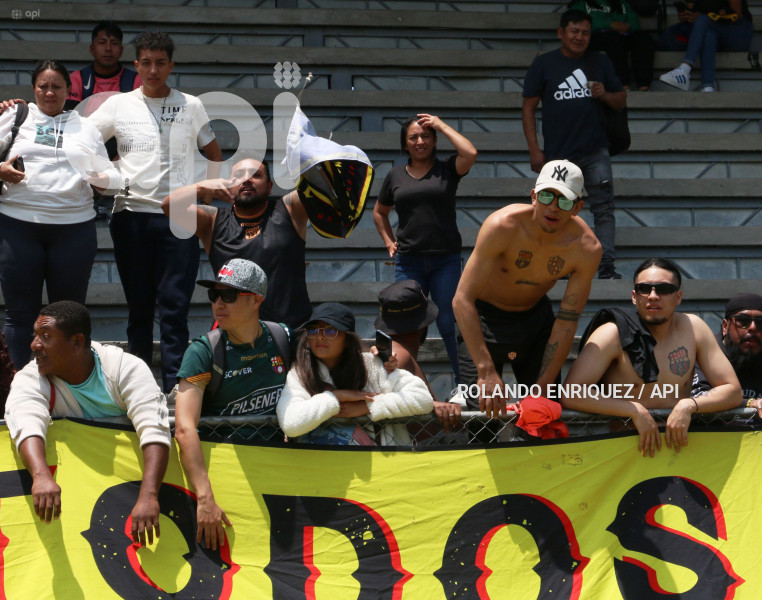 FBL-SUPERLIGA-FEMENINA-NANAS-BARCELONA