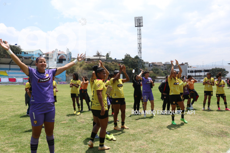 FBL-SUPERLIGA-FEMENINA-NANAS-BARCELONA