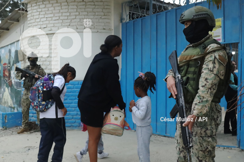 GYE-ESCUELAS SEGURAS