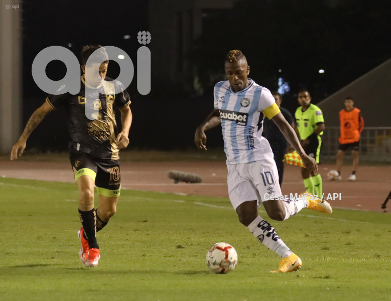 FBL-COPA ECUADOR- GUAYAQUIL-DELFIN