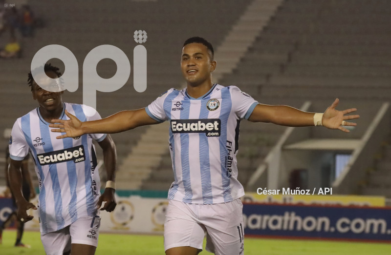 FBL-COPA ECUADOR- GUAYAQUIL-DELFIN