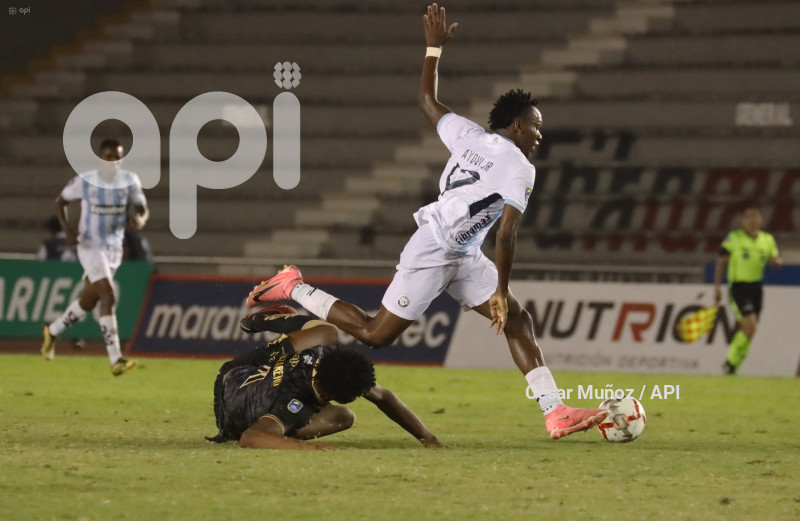 FBL-COPA ECUADOR- GUAYAQUIL-DELFIN