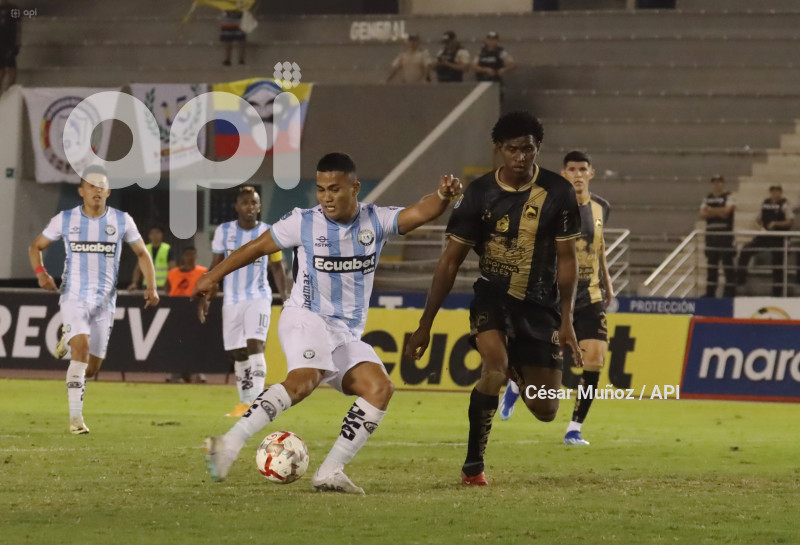 FBL-COPA ECUADOR- GUAYAQUIL-DELFIN