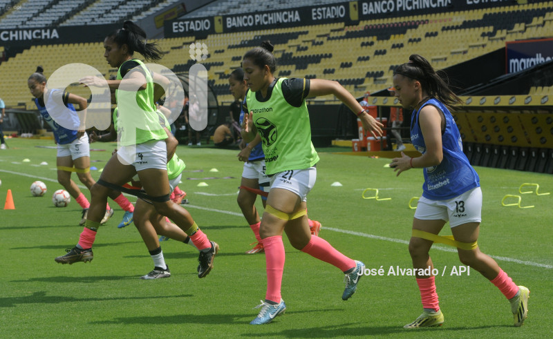 FBL-SUPERLIGAFEMENINA-BARCELOMA-ÑAÑAS