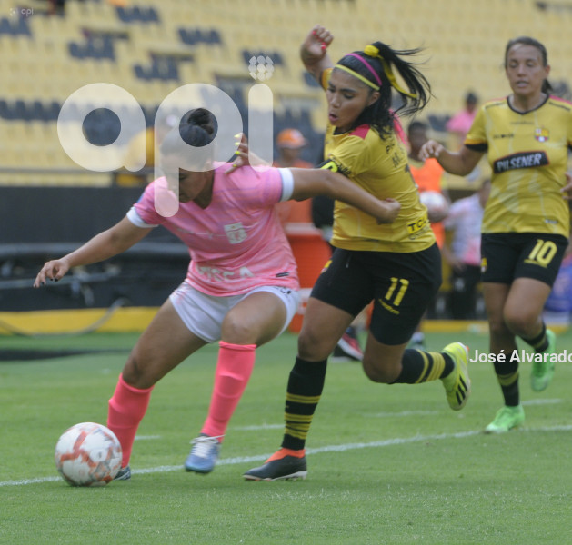 FBL-SUPERLIGAFEMENINA-BARCELOMA-ÑAÑAS