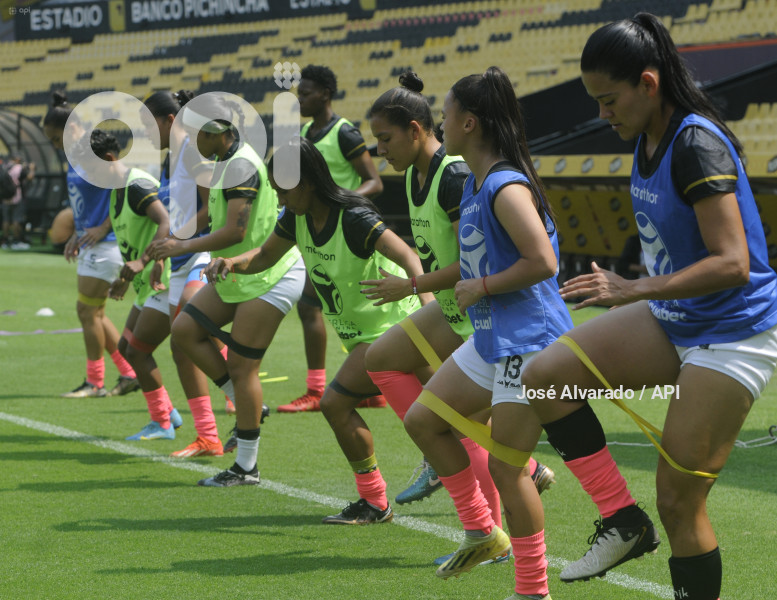 FBL-SUPERLIGAFEMENINA-BARCELOMA-ÑAÑAS