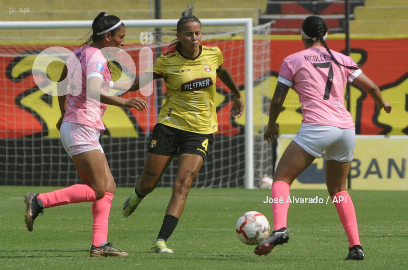 FBL-SUPERLIGAFEMENINA-BARCELOMA-ÑAÑAS