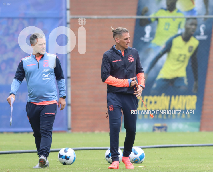 ENTRENAMIENTO SELECCIÓN ECUADOR