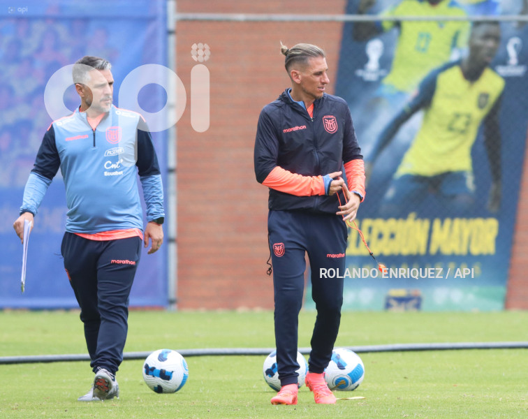 ENTRENAMIENTO SELECCIÓN ECUADOR