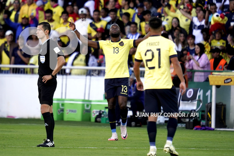 FBL-ELIMINATORIAS-ECUADOR-PERU