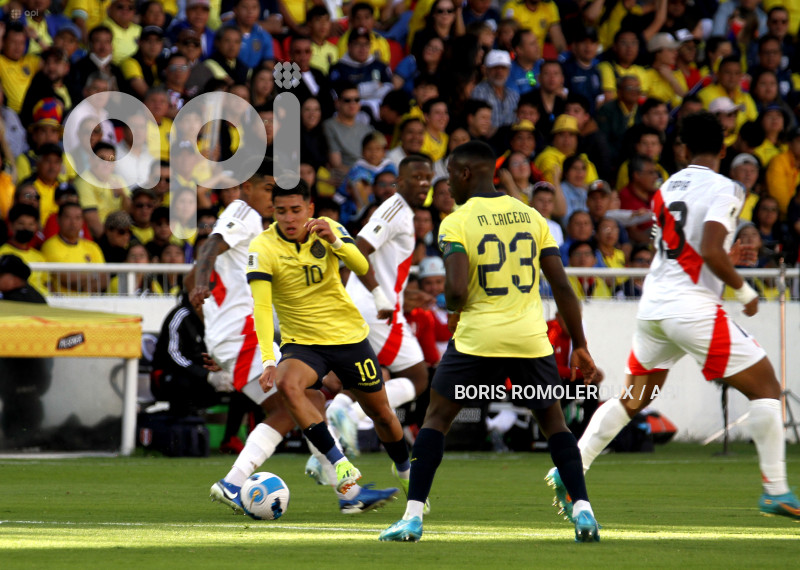 FBL-ELIMINATORIAS-ECUADOR-PERU