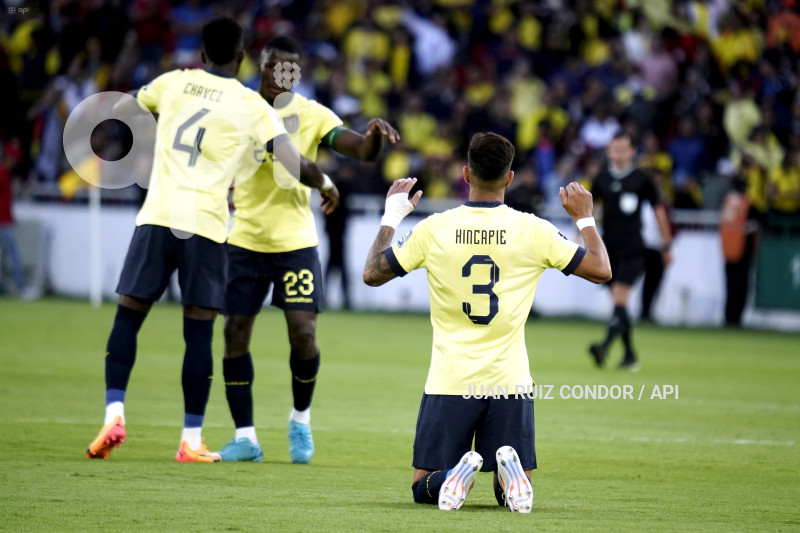 FBL-ELIMINATORIAS-ECUADOR-PERU