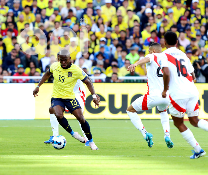 FBL-ELIMINATORIAS-ECUADOR-PERU