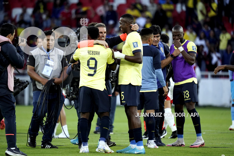 FBL-ELIMINATORIAS-ECUADOR-PERU