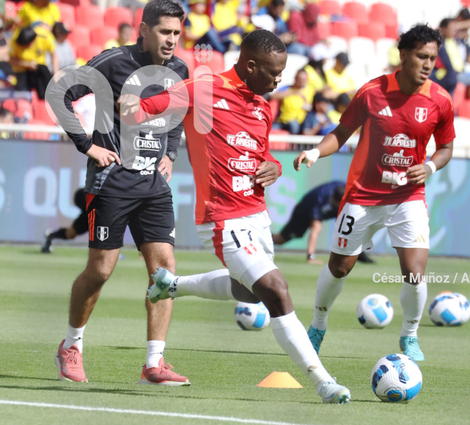FBL-ELIMINATORIAS-ECUADOR-PERU