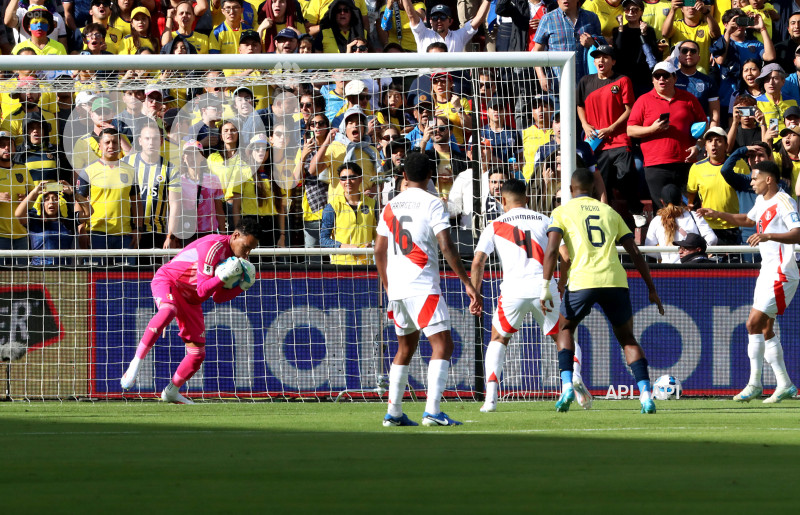 FBL-ELIMINATORIAS-ECUADOR-PERU