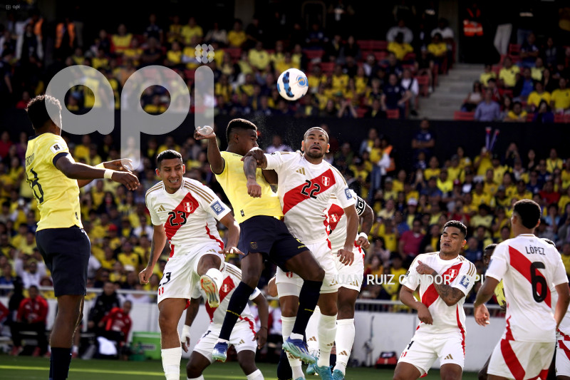 FBL-ELIMINATORIAS-ECUADOR-PERU