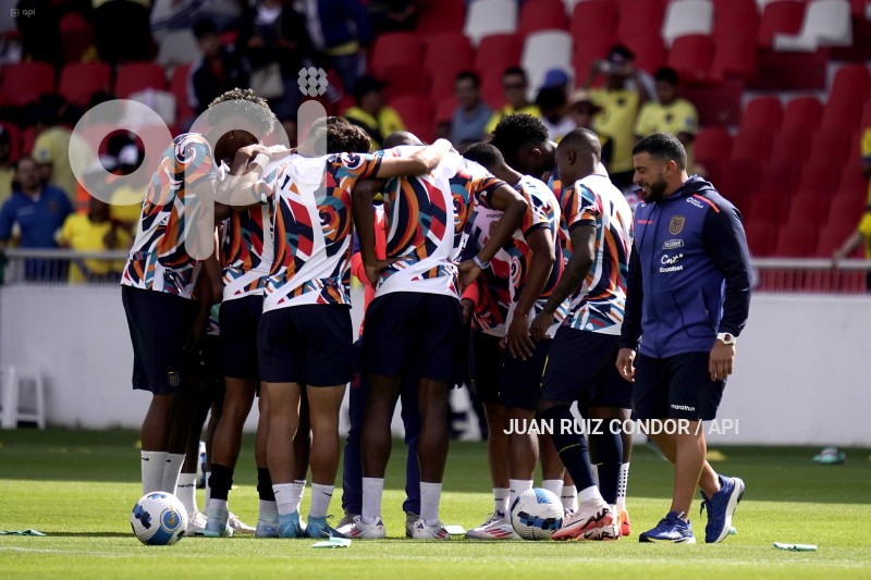 FBL-ELIMINATORIAS-ECUADOR-PERU