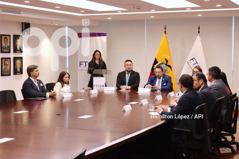 UIO-COMISIÓN-RENOVACIÓN-CORTE-CONSTITUCIONAL