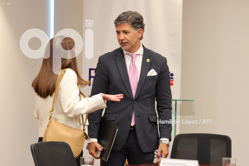 UIO-COMISIÓN-RENOVACIÓN-CORTE-CONSTITUCIONAL