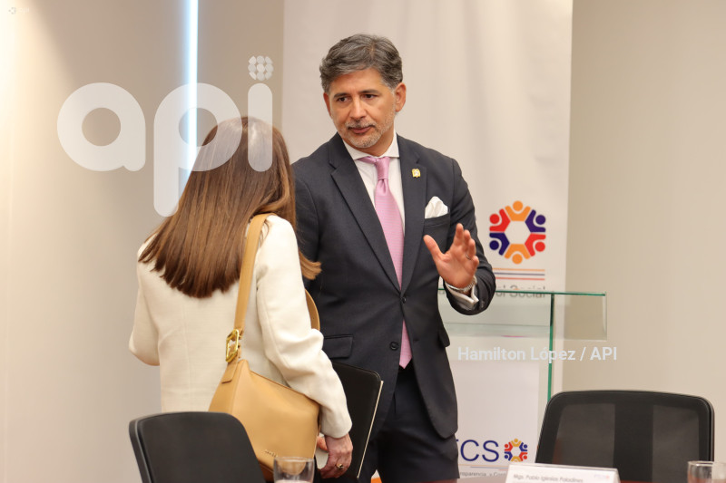 UIO-COMISIÓN-RENOVACIÓN-CORTE-CONSTITUCIONAL