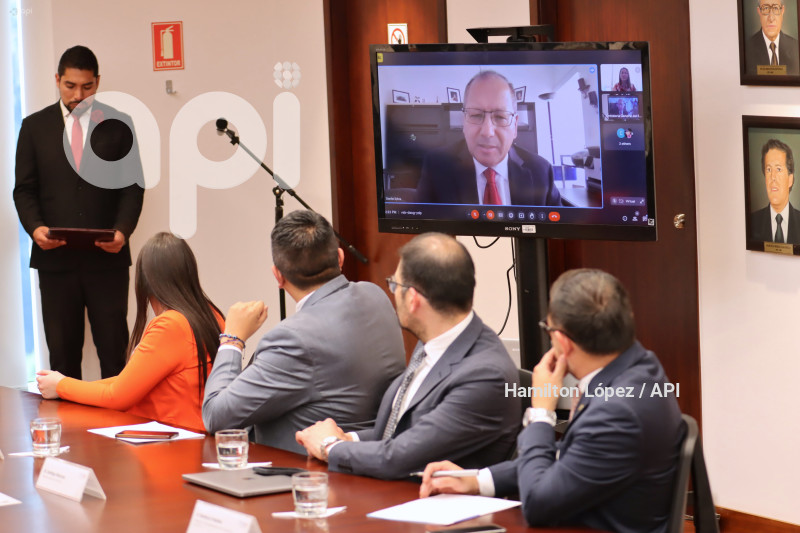 UIO-COMISIÓN-RENOVACIÓN-CORTE-CONSTITUCIONAL