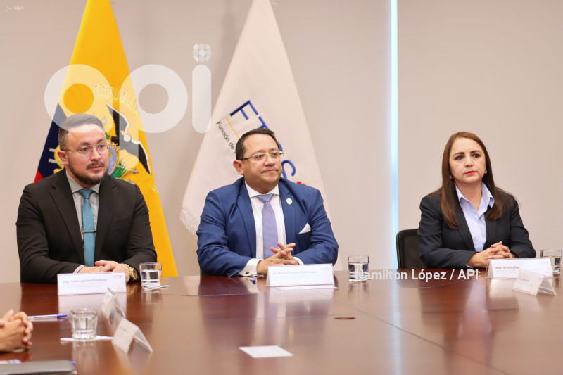 UIO-COMISIÓN-RENOVACIÓN-CORTE-CONSTITUCIONAL