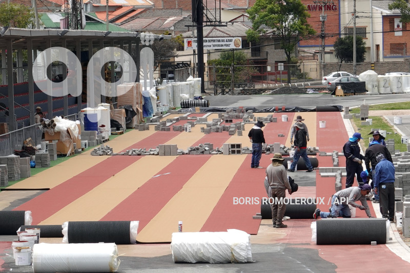 CUENCA-COLOCACION PISTA ATLETICA