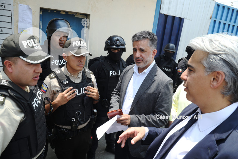 GYE-VISITA A JORGE GLAS