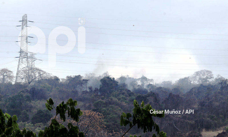 GYE-INCENDIO FORESTAL CHORRILLO