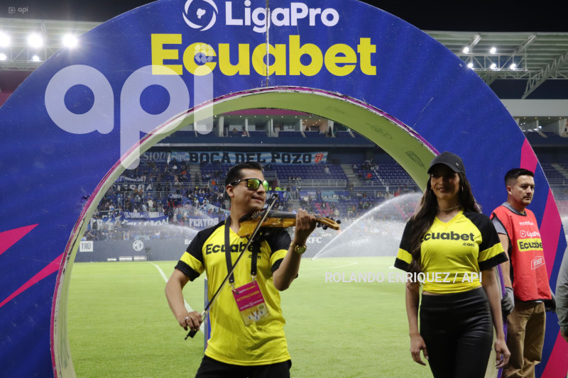 FBL-LIGAPRO-ECUABET-INDEPENDIENTE-VALLE-EMELEC
