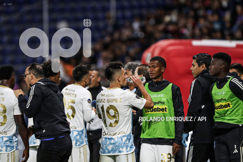 FBL-LIGAPRO-ECUABET-INDEPENDIENTE-VALLE-EMELEC