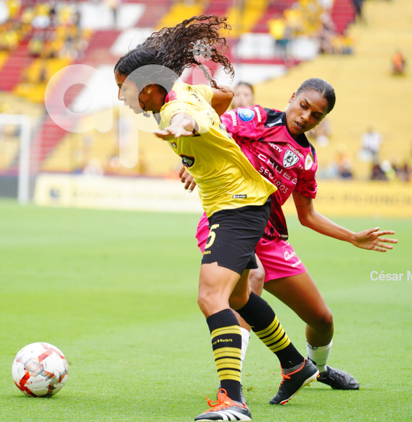 FBL-SUPERLIGA-BARCELONA-DRAGONAS
