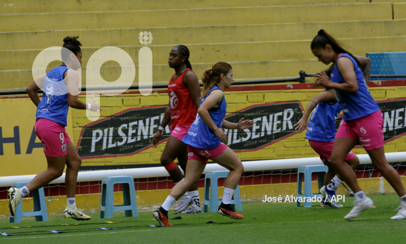FBL-SUPERLIGAFEMENINA-BARCELOMA-DRAGONAS