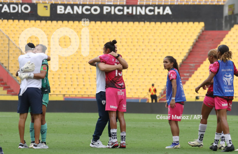 FBL-SUPERLIGA-BARCELONA-DRAGONAS