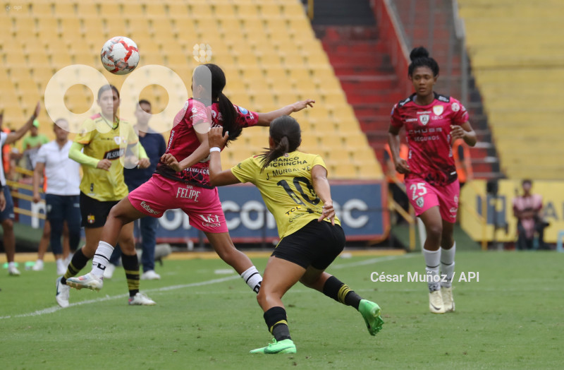 FBL-SUPERLIGA-BARCELONA-DRAGONAS