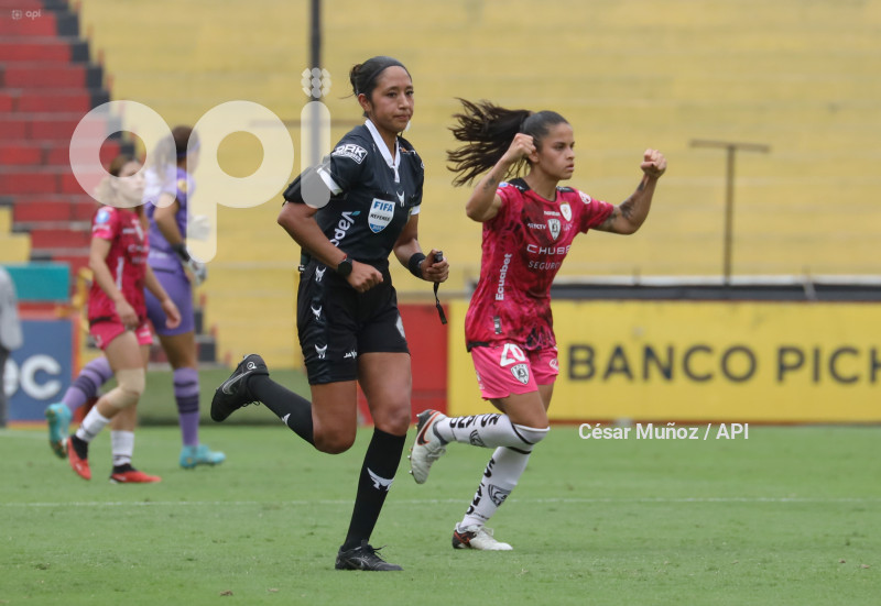 FBL-SUPERLIGA-BARCELONA-DRAGONAS