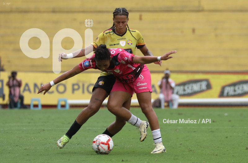 FBL-SUPERLIGA-BARCELONA-DRAGONAS