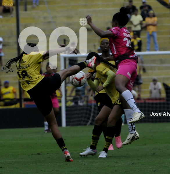 FBL-SUPERLIGAFEMENINA-BARCELOMA-DRAGONAS