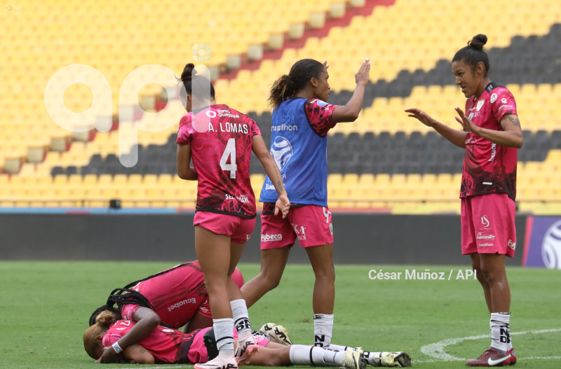 FBL-SUPERLIGA-BARCELONA-DRAGONAS