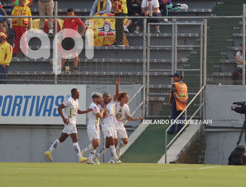 FBL-LIGAPRO-ECUABET-AUCAS-MUSHUC-RUNA