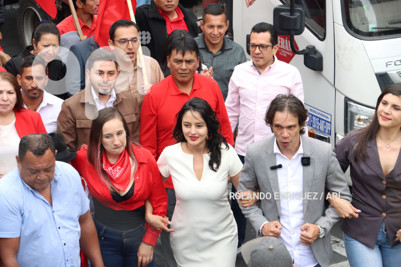 SOCIALISTAS-INSCRIOCION-CANDIDATURA-CNE