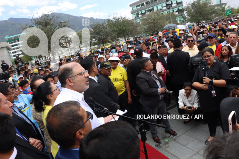 MARCHA-TRANSPORTISTAS-PICHINCHA