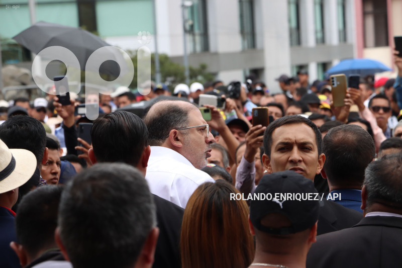 MARCHA-TRANSPORTISTAS-PICHINCHA