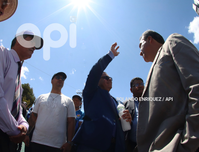 MARCHA-TRANSPORTISTAS-PICHINCHA