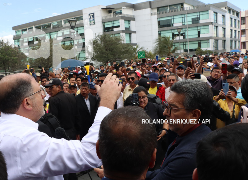 MARCHA-TRANSPORTISTAS-PICHINCHA