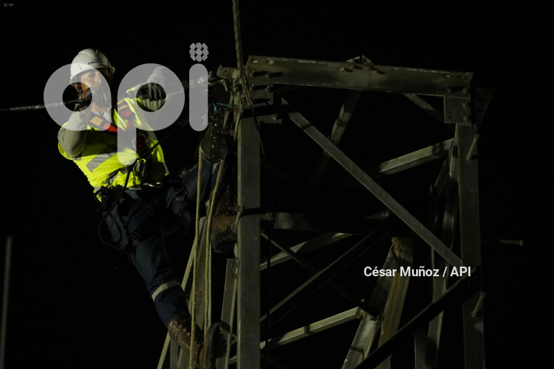 GYE-TRABAJOS MANTENIMIENTO ELECTRICOS